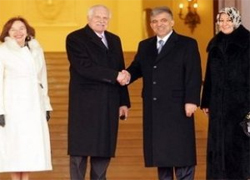 Çek Cumhurbaşkanı: Türkiye'yi takdir ediyoruz