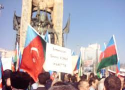 Hocalı katliamının yıl dönümünde Taksim'de anma programı düzenlenecek