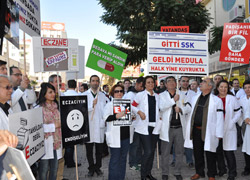 Ezcacılar seslerini duyurmak için yürüdü