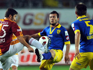 Galatasaray Ankaragücü'nü dörtledi: 4 - 0