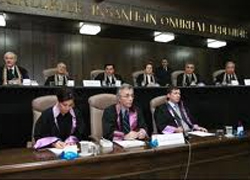 Siyasi Partiler Kanununa kısmi iptal