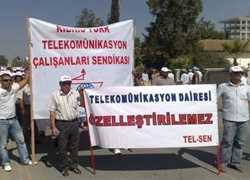 KKTC'de grev sürüyor