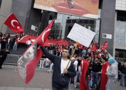 Türklerden Paris'te dev yürüyüş hazırlığı!