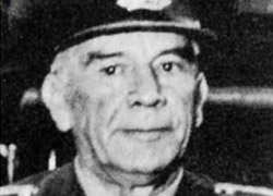 Darbeciler G.Kurmay Başkanını Dövmüş