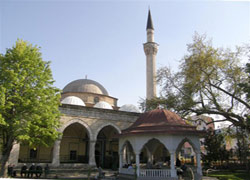 Sancak'ta cami yangını