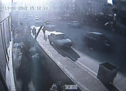 Küçük çocuk ölümden böyle kaçtı