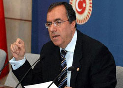 CHP'li üyeler Cumhurbaşkanı Seçimi Kanunu Tasarısına karşı çıktı