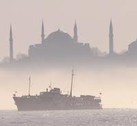İstanbul'da sis sürprizi