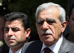 Demirtaş'a "suç duyurusu" dilekçesi