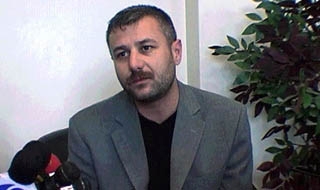 Azer Bülbül hayatını kaybetti