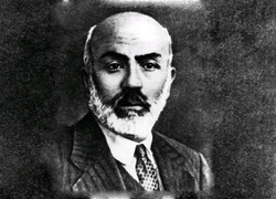 Necid çöllerinde Âkif