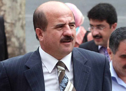 Bomba süslü paketlerle tehdit edildim