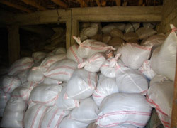 Başkale'de 10 ton kaçak çay ele geçirildi