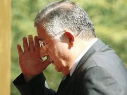 Paris Büyükelçimiz geri dönüyor