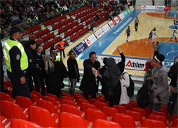 İsrail'e Hakaretten Yargılanıyorlar