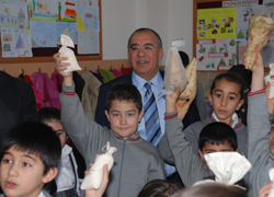 Şeker-İş’ten anlamlı kutlama