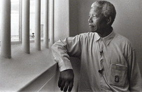 Mandela Taburcu Oldu