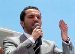 Felaketlerin, sıkıntıların sebebi dünya siyonizm mikrobudur