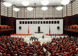 Genel Kurulda ''faşist'' tartışması