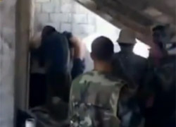 Esed'in askerinin dehşete düşüren işkencesi