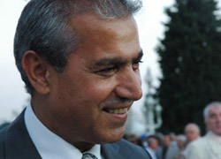 Yasakçı kafanın savunmasına bak