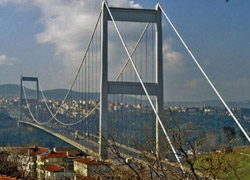 Köprü ve otoyollar darphaneyle yarışıyor