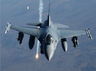 Hava Kuvvetleri Komutanı F-16 uçağıyla sınırı denetledi