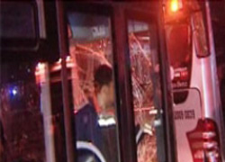 İki metrobüs çarpıştı!