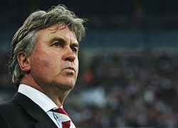 Arda saldırdı Hiddink kendini savundu