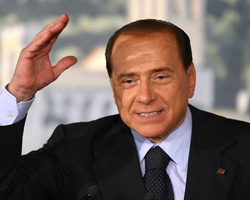 Berlusconi istifa etti