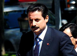 "deprem enkazından insanlık çıktı"