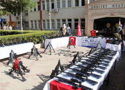 PKK'nın suikast silahları bulundu!