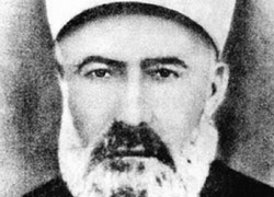 Atıf Hoca için anıt mezar yapıldı