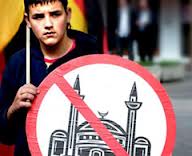 İngiliz dazlaklardan islam düşmanlığı