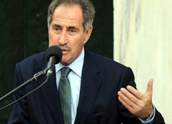 Bakan Günay şehitlere ağladı