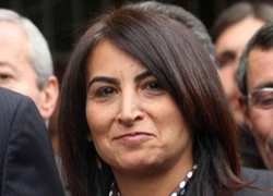 Mektubu başkası kaleme almış