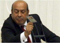 Meclis'te 'şerefsiz' gerginliği