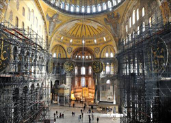 Ayasofya'da sıva altında bir sır daha