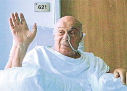 Denktaş'ın sağlık durumu iyiye gidiyor