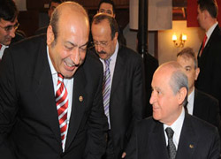 "Masaya şartsız oturacağız"