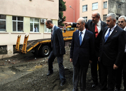 Bakanlar afet bölgesinde