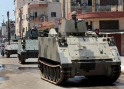 Suriye tankları El Rastan'ı vurdu