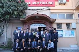 Çinli öğrenciler, Adana'da Kuran okumayı öğreniyor  