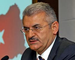 Bakan Yıldırım, nikah şahidi oldu