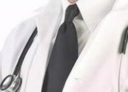 Doktor dayağına tutuklama