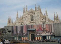 Milano'da cami tartışması