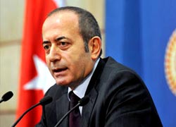 "Aklı başında hükümet göremiyorum"