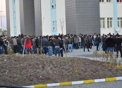 Üniversite karıştı, sınavlar iptal edildi!