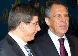 Davutoğlu, Lavrov ile görüştü