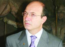 'Hepsi pılını pırtısını toplayıp gitsin'